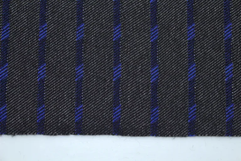 Tecido Arpoador grafite com azul